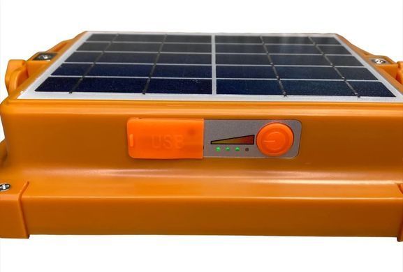 Потужний ліхтар-прожектор із сонячною панеллю Solar SL-D8 12000mAh ∙ Універсальний прожектор SL-D8 з акумулятором та USB-зарядкою