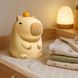 Детский ночник капибара KAR338 с аккумулятором 1200 mAh &bull; Силиконовый LED-светильник с таймером 30 минут, 3 режимами жёлтого света и зарядкой Type-C