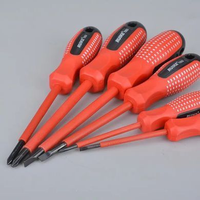 Диэлектрические отвертки Screwdriver Set для безопасной работы с электричеством ∙ Набор диэлектрических отверток в чехле Screwdriver Set 7 шт
