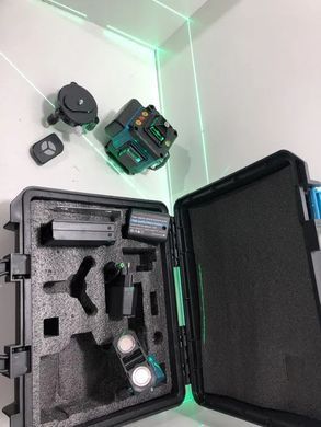 Лазерний нівелір 4D Level 40-42 &bull; Акумуляторний лазерний рівень з 2 АКБ і пультом дистанційного керування