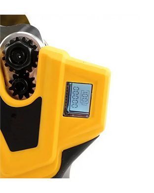 Набор аккумуляторной пилы и секатора KAR51 36V с высоторезом желтый &bull; Садовый комплект KAR51 с мини-пилой, секатором, телескопической штангой и 2 АКБ для обрезки деревьев