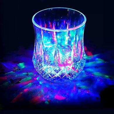 Стакан FLASH CUP 200 мл с LED-подсветкой &bull; Светящийся стакан FLASH CUP 0,20 л с автоматическим включением для напитков